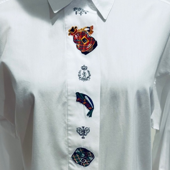 90s COTTON WHITE BLOUSE W COLORFUL SCOTTISH THEME APPLIQUES SHORT BISHOP SLEEVES - Picture 7 of 10